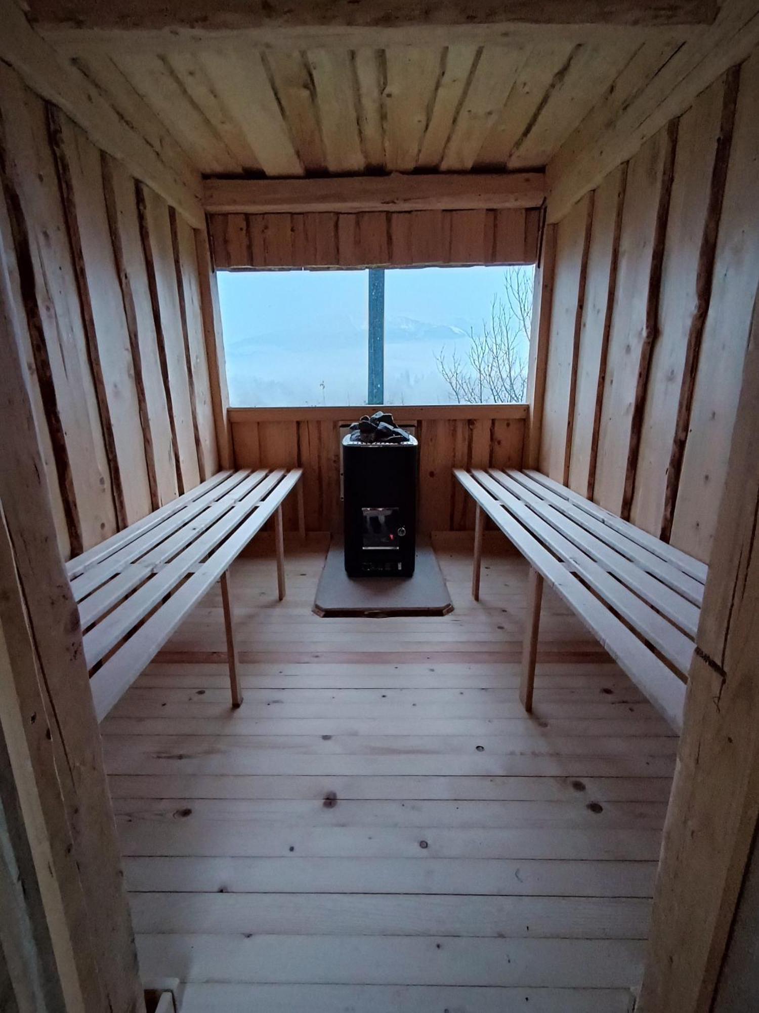 Kmetija Pecnik Apartamento Prevalje Exterior foto